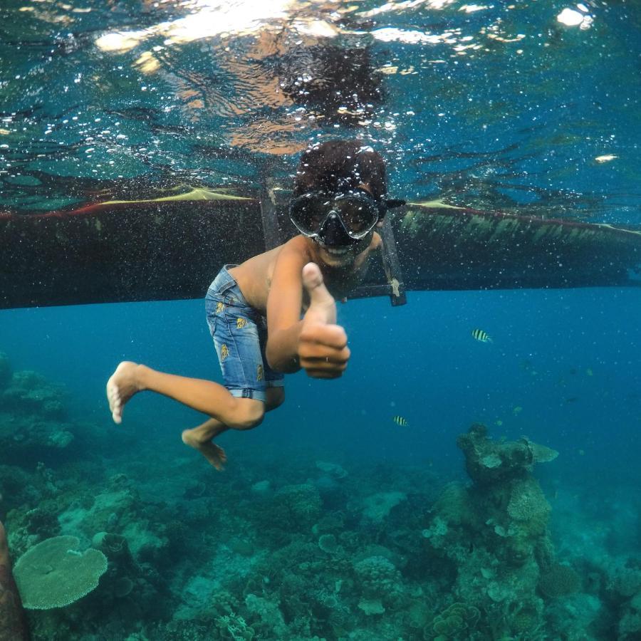 Azza Karimunjawa Hotel Buitenkant foto
