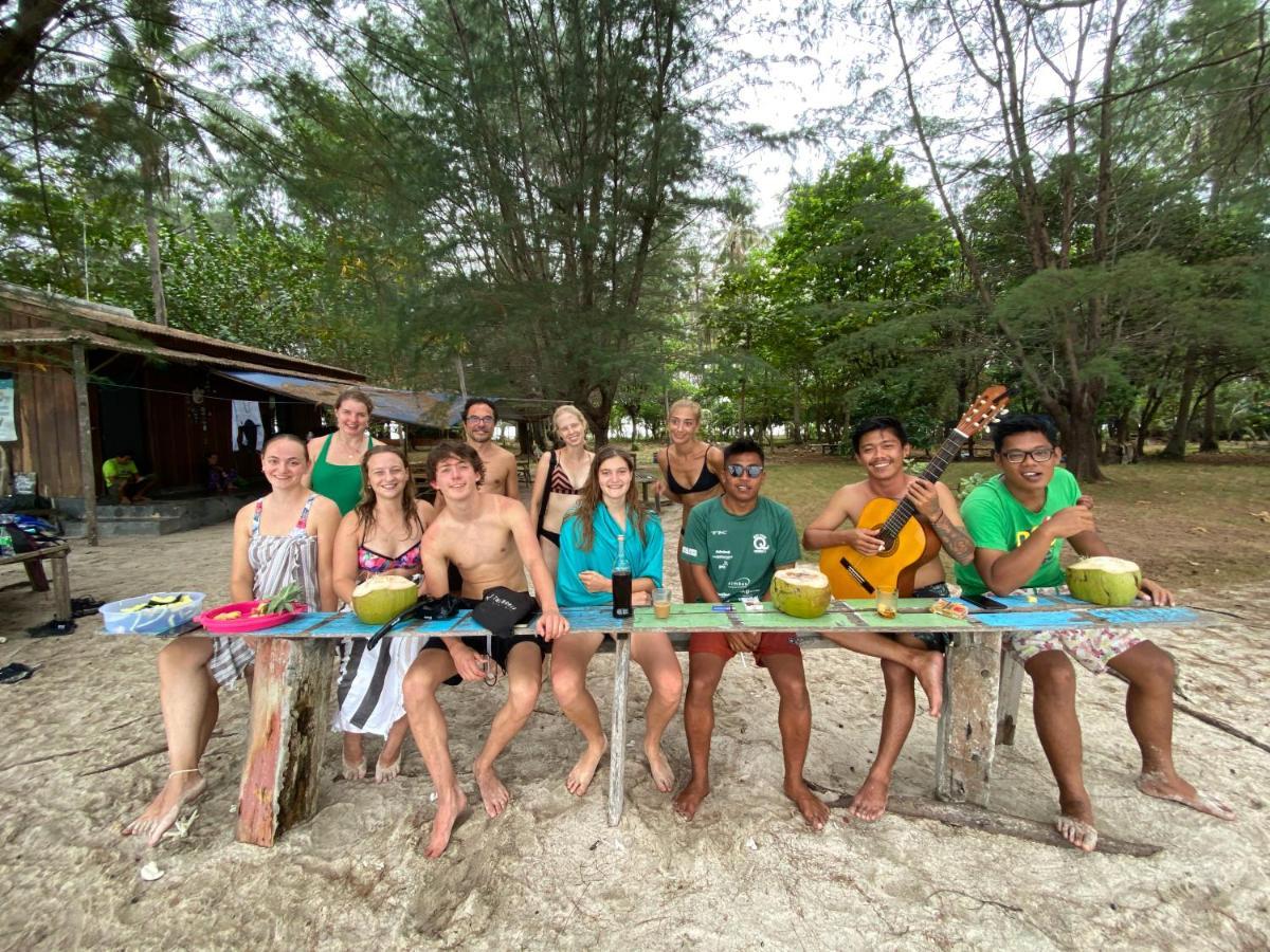 Azza Karimunjawa Hotel Buitenkant foto