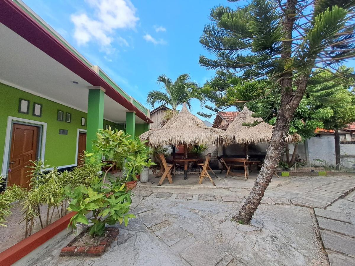 Azza Karimunjawa Hotel Buitenkant foto